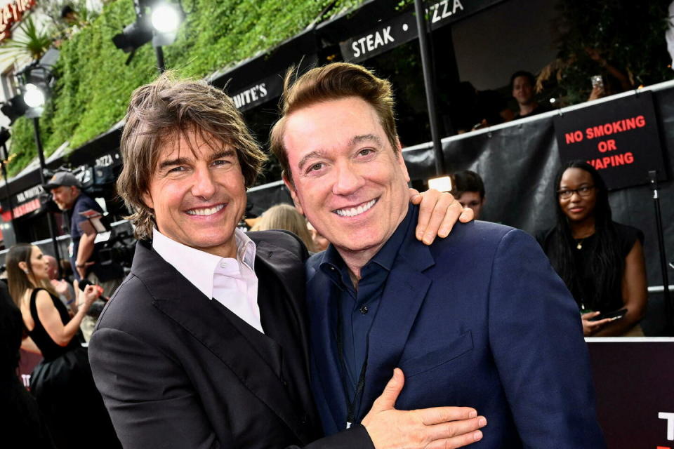 Tom Cruise et son agent Kevin Huvane, cofondateur de l'agence CAA.  - Credit:GARETH CATTERMOLE / GETTY IMAGES EUROPE / GARETH CATTERMOLE/Getty Images via AFP