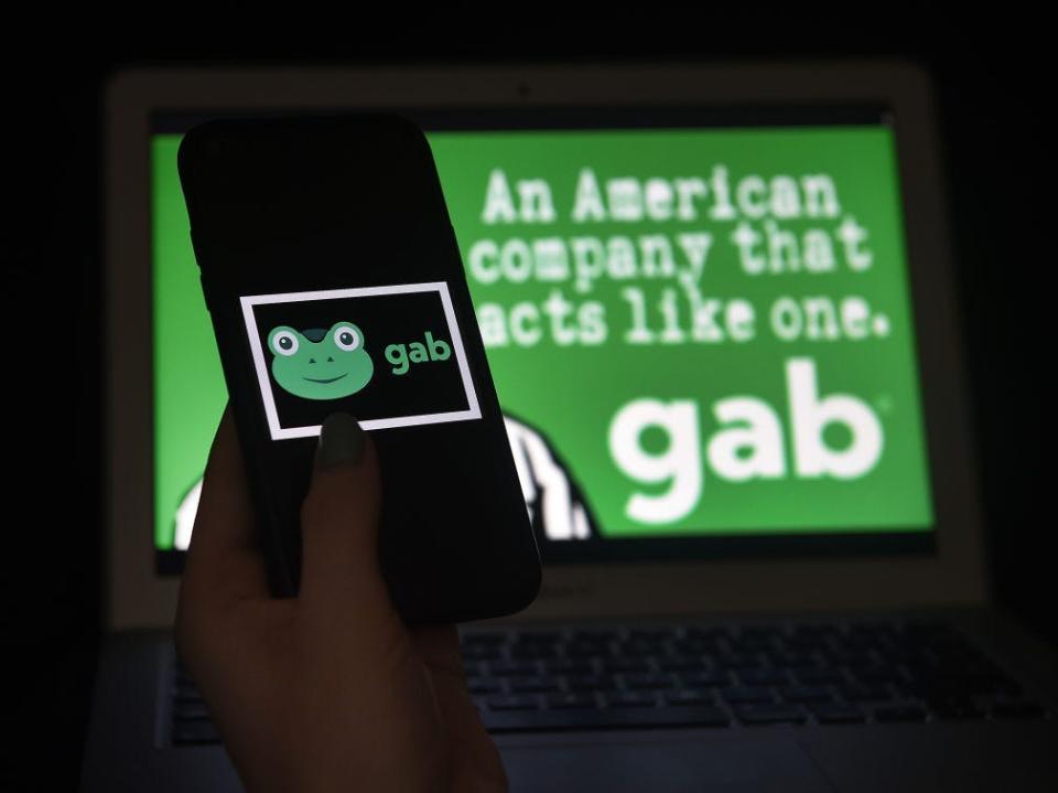 gab qanon quote tweet