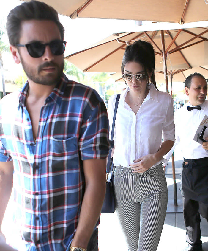 <p>Kendall Jenner and Scott Disick spotted out shopping together!</p>