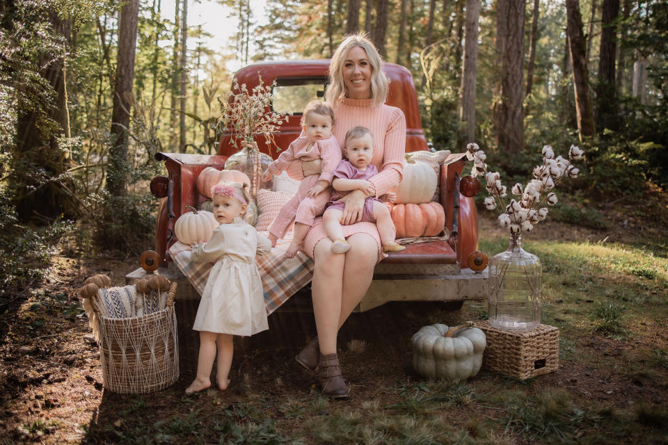 Stephanie Hansen is pictured with her back-to-back babies. (Heather Ormsby / Wild Meadows Photography)