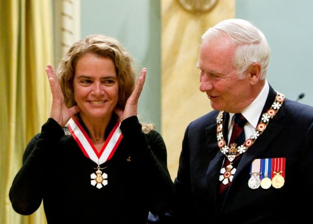 Former GG David Johnson first named Julie Payette an Officer of the Order of Canada in 2010 at Rideau Hall.  (Christopher Pike/Reuters - image credit)