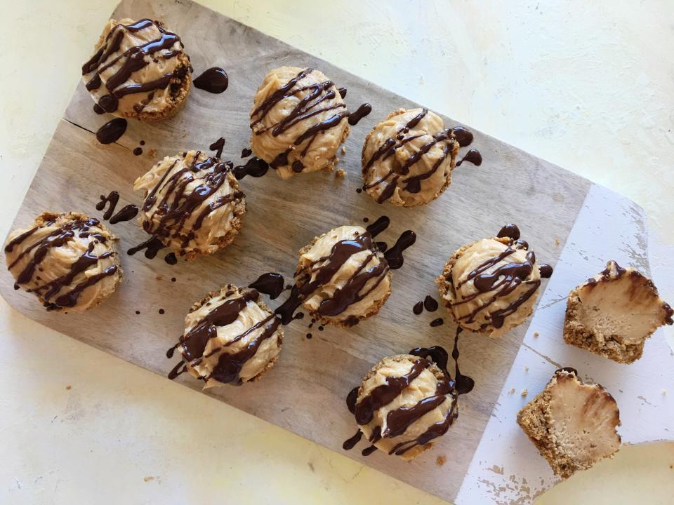 Mini Peanut Butter-Dark Chocolate Pretzel Cups