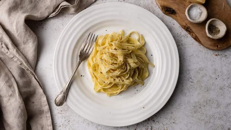 Pasta With No Cream Alfredo 