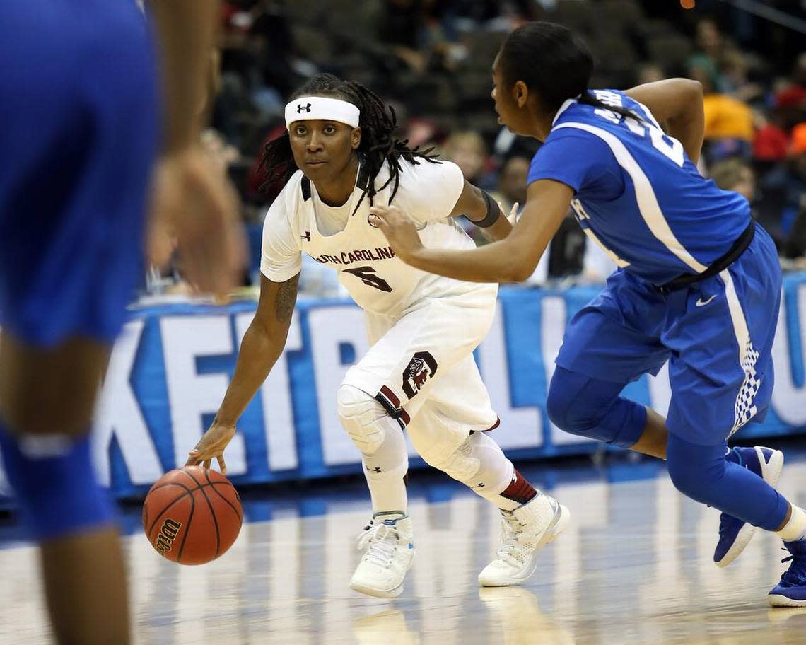South Carolina Gamecocks guard Khadijah Sessions (5) dribbles as Kentucky Wildcats guard Taylor Murray (24) defends in the third quarter during the women’s SEC basketball tournament at Jacksonville Memorial Veterans Arena. South Carolina Gamecocks won 93-63.