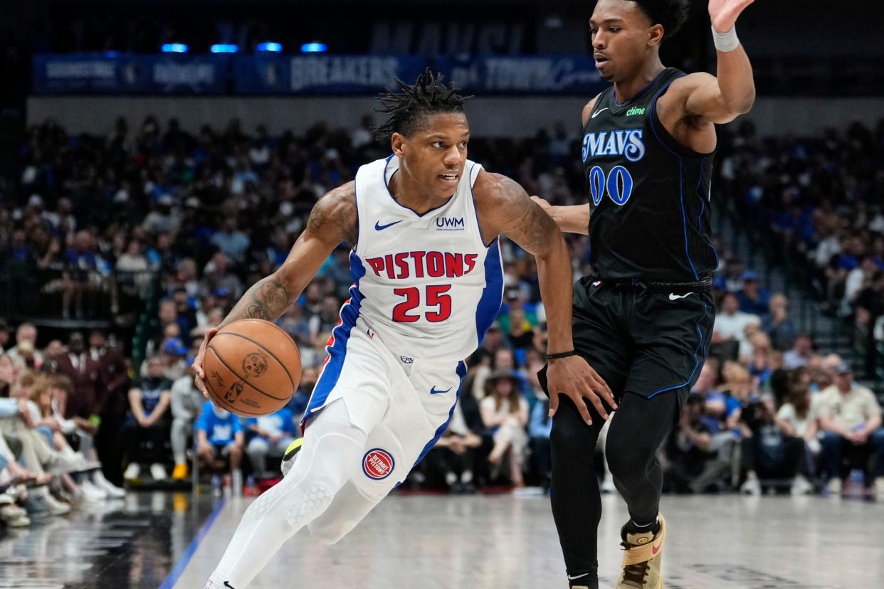 Pistons guard Marcus Sasser drives to the basket against Mavericks guard Brandon Williams during the second half of the Pistons' 107-89 win on Friday, April 12, 2024, in Dallas.