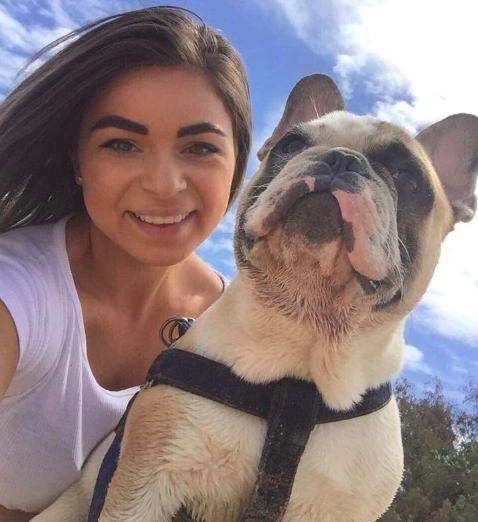 Anna Gerbanas and her pet dog Frank. Source: Facebook/ Help Find Frank