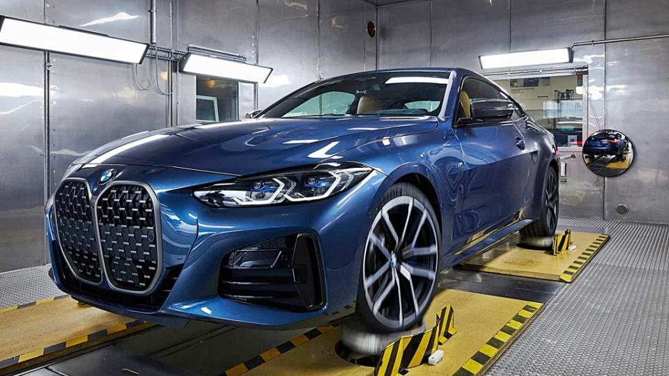 BMW宣布大嘴造型的大改款4系列轎跑車在Dingolfing工廠正式量產，