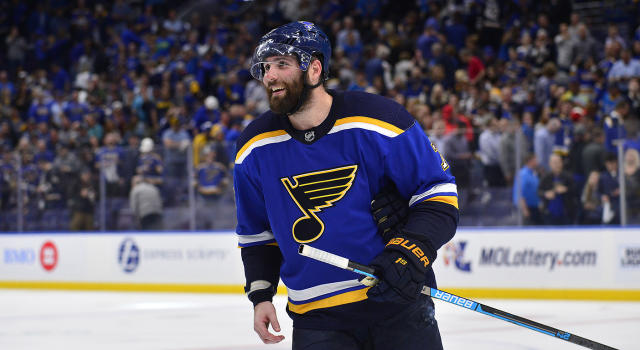 Lightning's Pat Maroon flashes his talent in Bolts' season opener