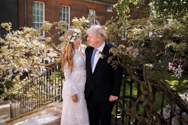 Prime Minister Boris Johnson and Carrie Johnson in the garden of 10 Downing Street after their wedding on Saturday 