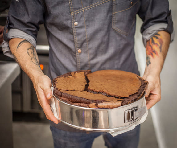 La tarta genera una costra en la parte de arriba que hace un juego de texturas. Foto: Café Comercial