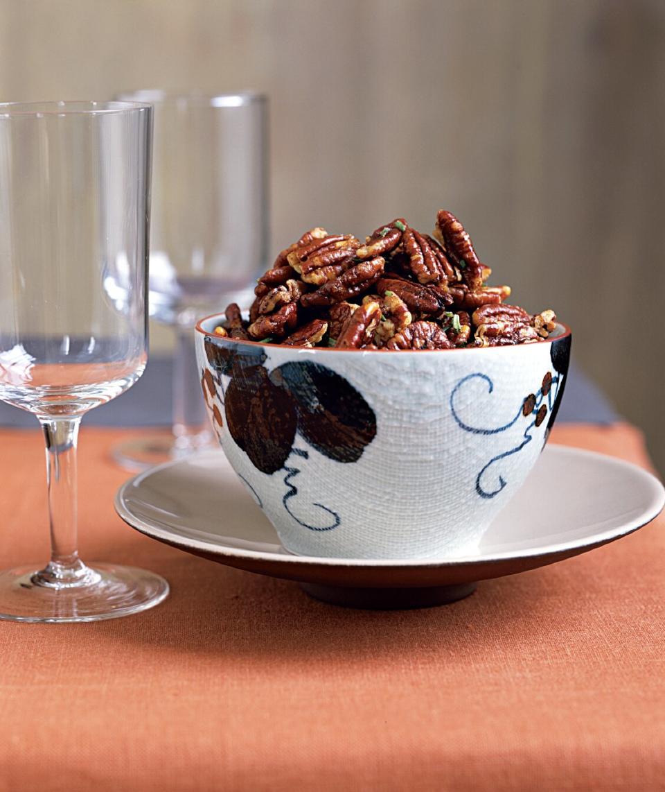 Rosemary Pecans