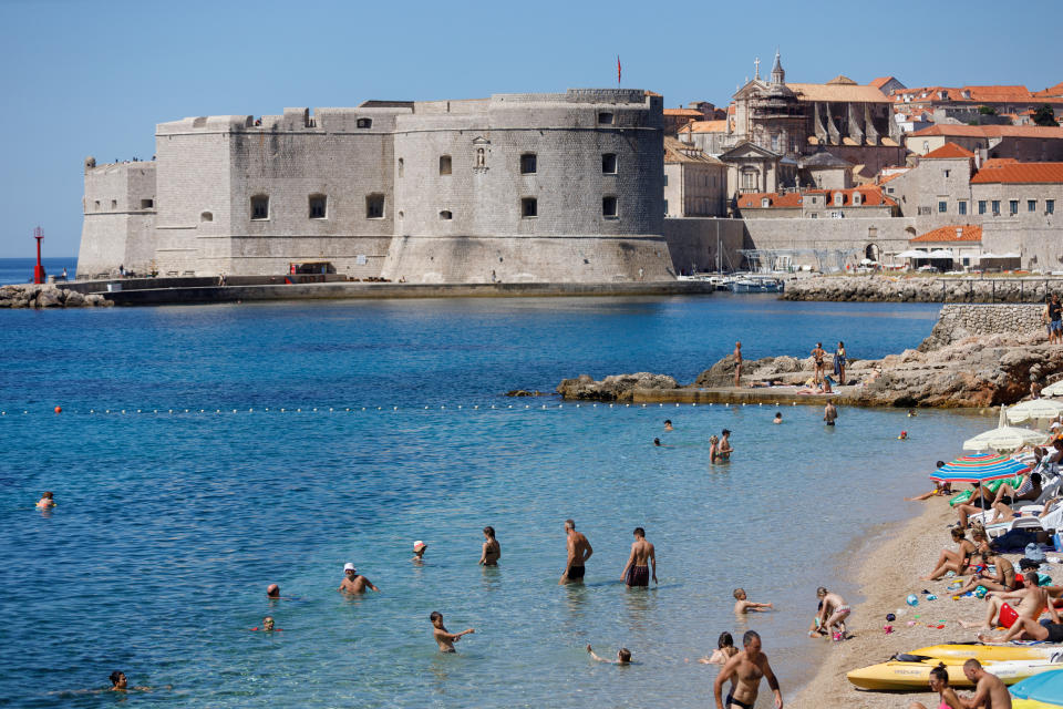 Touristen Ende Juli in Dubrovnik (Bild: Reuters/Antonio Bronic)