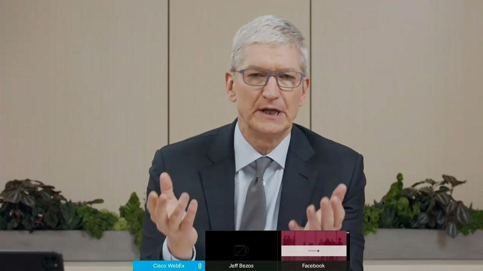 Tim Cook, CEO de Apple. U.S. House Judiciary Committee via REUTERS