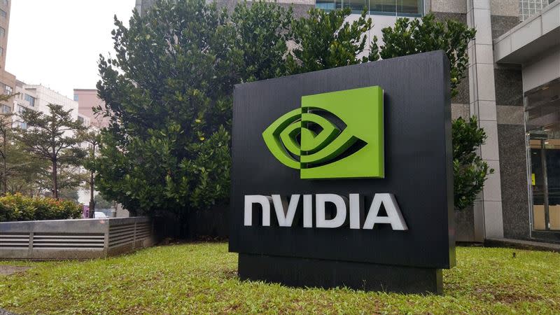 輝達（NVIDIA）傳已開發出中國版改良晶片，最快年底量產。（圖／資料畫面）