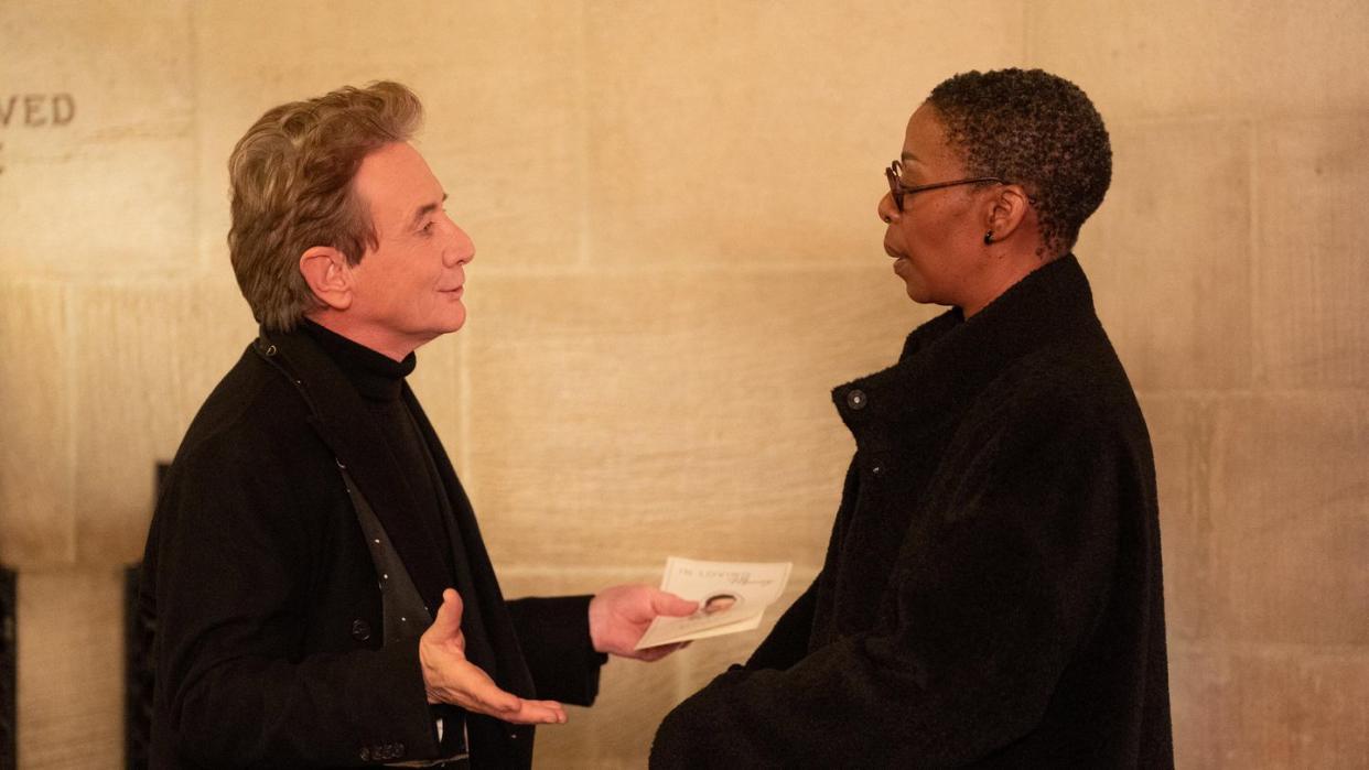 only murders in the building “the beat goes on” episode 302 mabel, oliver charles attend ben’s lavish memorial full of fans and those with more dubious motives as the actor’s sudden death is mourned, oliver works to revive his shaky broadway show oliver martin short and maxine noma dumezweni, shown photo by patrick harbronhulu