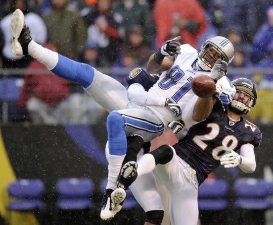 Calvin Johnson says he had a concussion; Lions say no