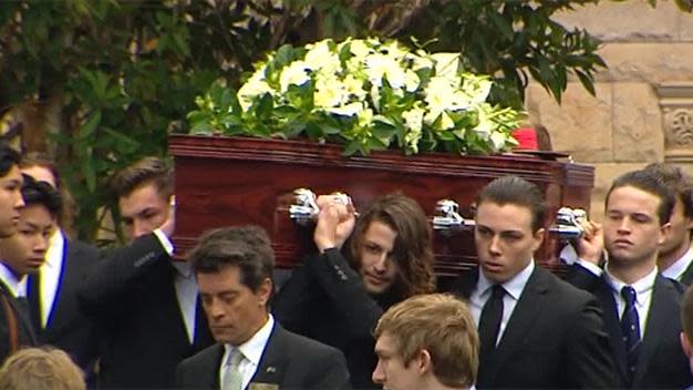 Stuart Kelly, brother of One Punch victim Thomas Kelly, is bid farewell by mourners at the funeral