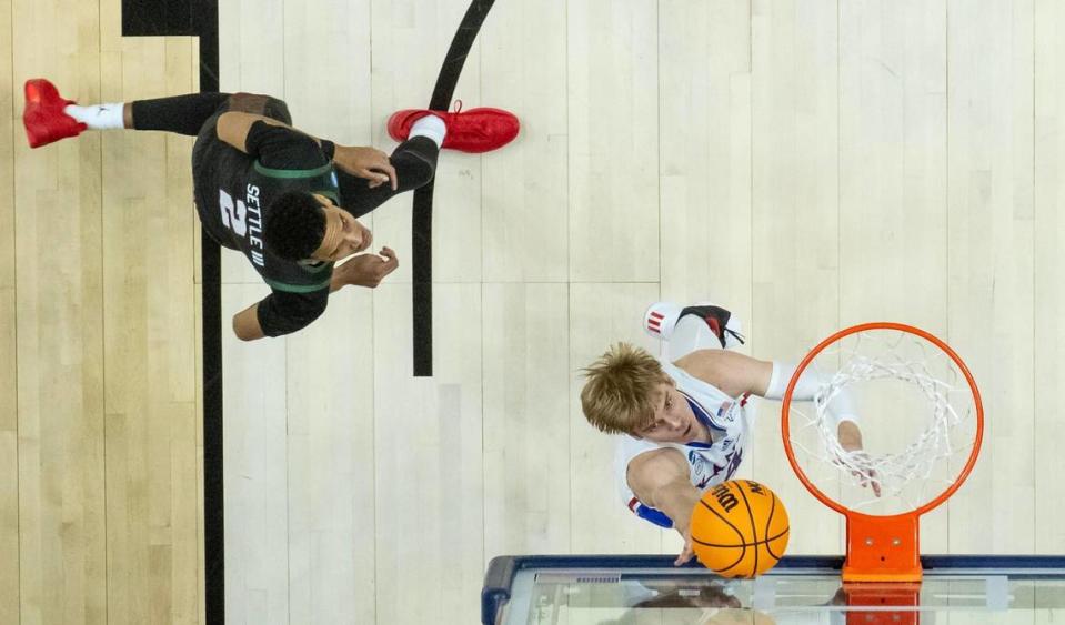 Kansas guard Gradey Dick (4) shoots a layup against Howard during a first-round college basketball game in the NCAA Tournament Thursday, March 16, 2023, in Des Moines, Iowa.