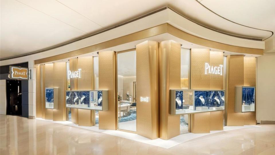 PIAGET伯爵於101開出全球首家全新精品店，展出15億頂級珠寶腕表。圖／業者提供