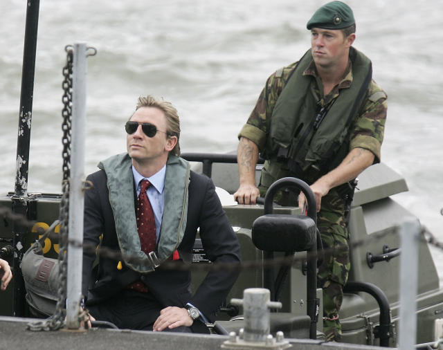 daniel craig navy