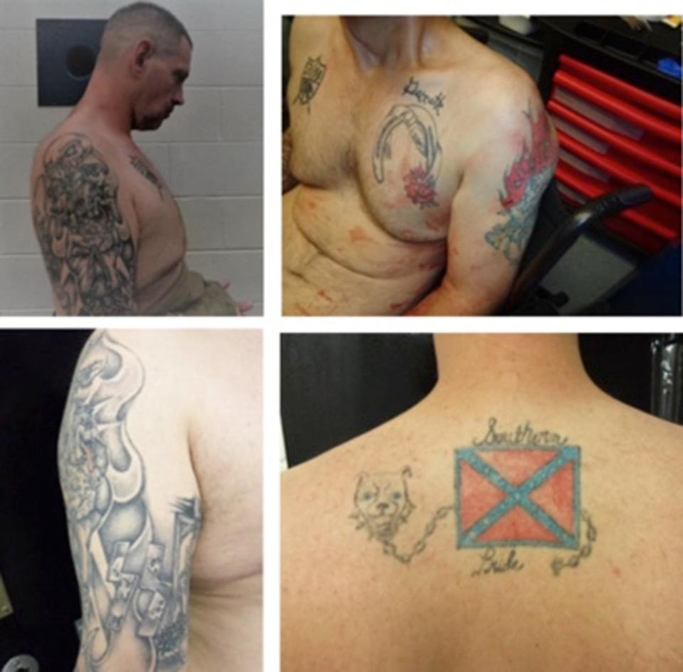 White tiene tatuajes relacionados con bandas de supremacistas blancos y lo que parece ser la bandera confederada (US Marshals Service)