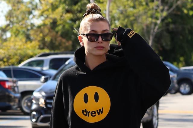 Hailey Baldwin Works Out in Justin Bieber's Sweatshirt