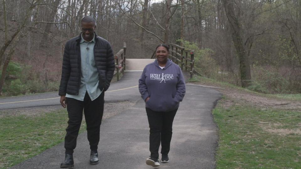 PHOTO: ABC News Medical Correspondent Dr. Darien Sutton walks through Rock Creek National Park in Washington, D.C. with Walk with a Doc board member Chaun Hightower. (Paul Dougherty/ABC News)