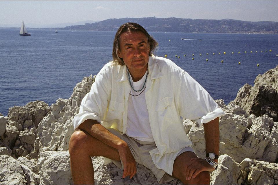 Joel Schumacher