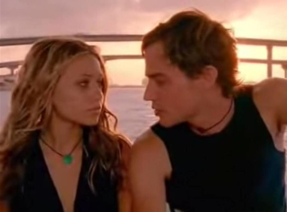 Holiday In The Sun, Ashley Olsen, Ben Easter