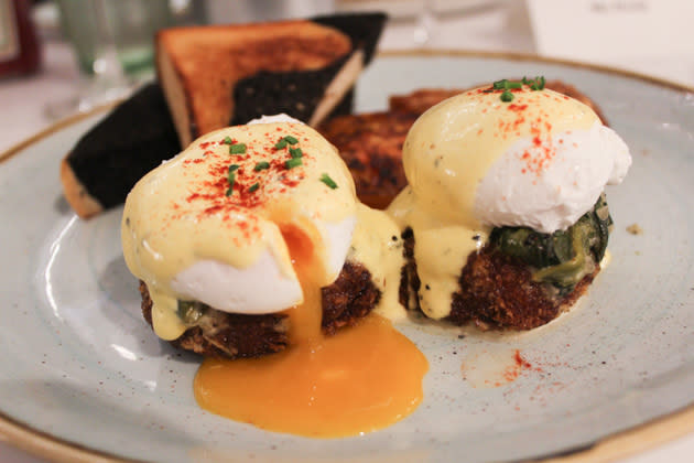 Mon Bijou- Crab Cake Benedict