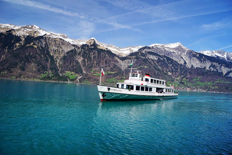 瑞士｜布里恩茨湖(Lake Brienz)