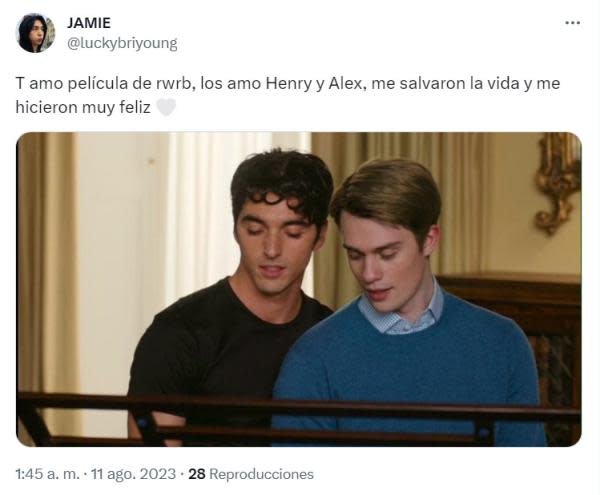 Qué es 'Rojo, blanco y sangre azul', la comedia romántica queer de la que  todo el mundo está hablando este verano