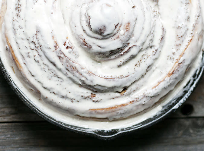 Giant Cinnamon Roll Skillet