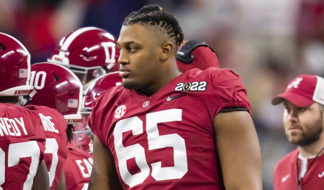 Latest 2024 NFL mock draft has 3 Alabama players in top 10