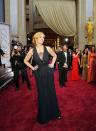 Julia Roberts, best supporting actress nominee for her role in "August: Osage County" arrives on the red carpet at the 86th Academy Awards in Hollywood, California March 2, 2014. REUTERS/Mike Blake (UNITED STATES TAGS: ENTERTAINMENT) (OSCARS-ARRIVALS)