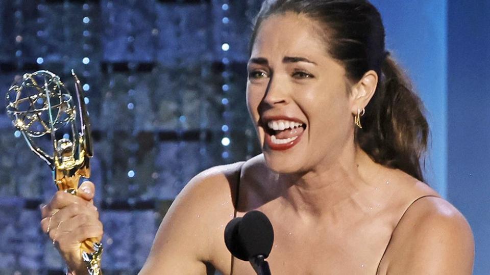 PASADENA, CALIFORNIA - JUNE 24: Kelly Thiebaud accepts the Outstanding Performance by a Supporting Actress in a Drama Series award onstage during the 49th Daytime Emmy Awards at Pasadena Convention Center on June 24, 2022 in Pasadena, California. (Photo by Kevin Winter/Getty Images)