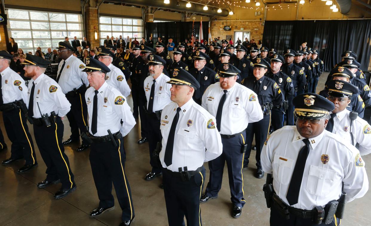 Tuscaloosa police officers eligible to receive $10,000 retention bonus