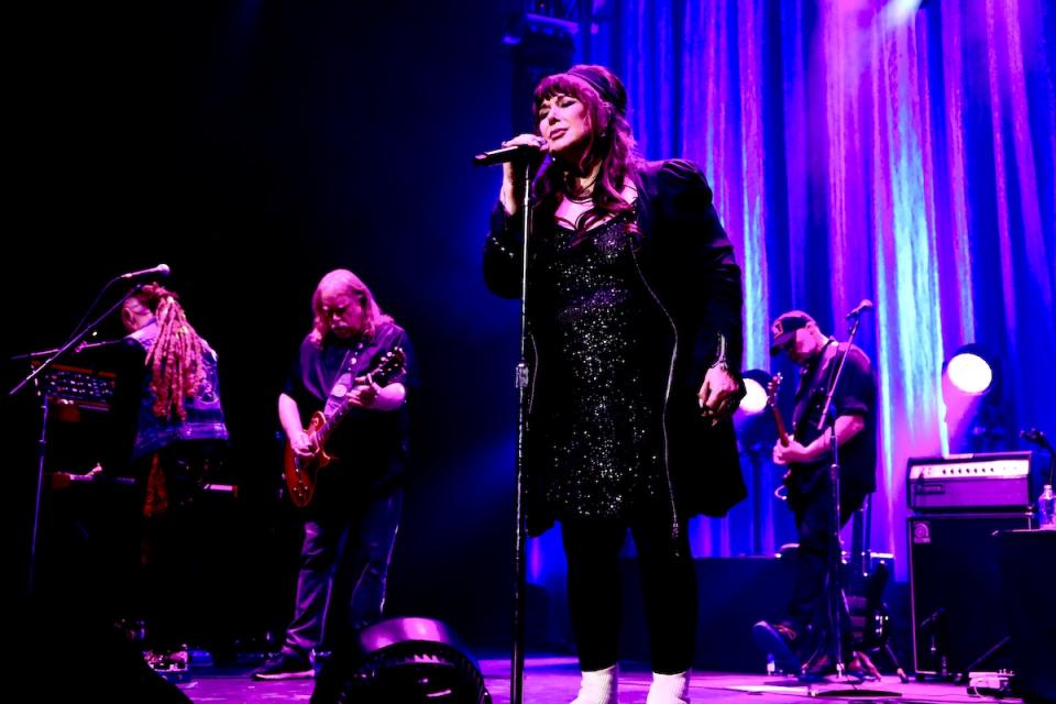 Ann Wilson with Warren Haynes