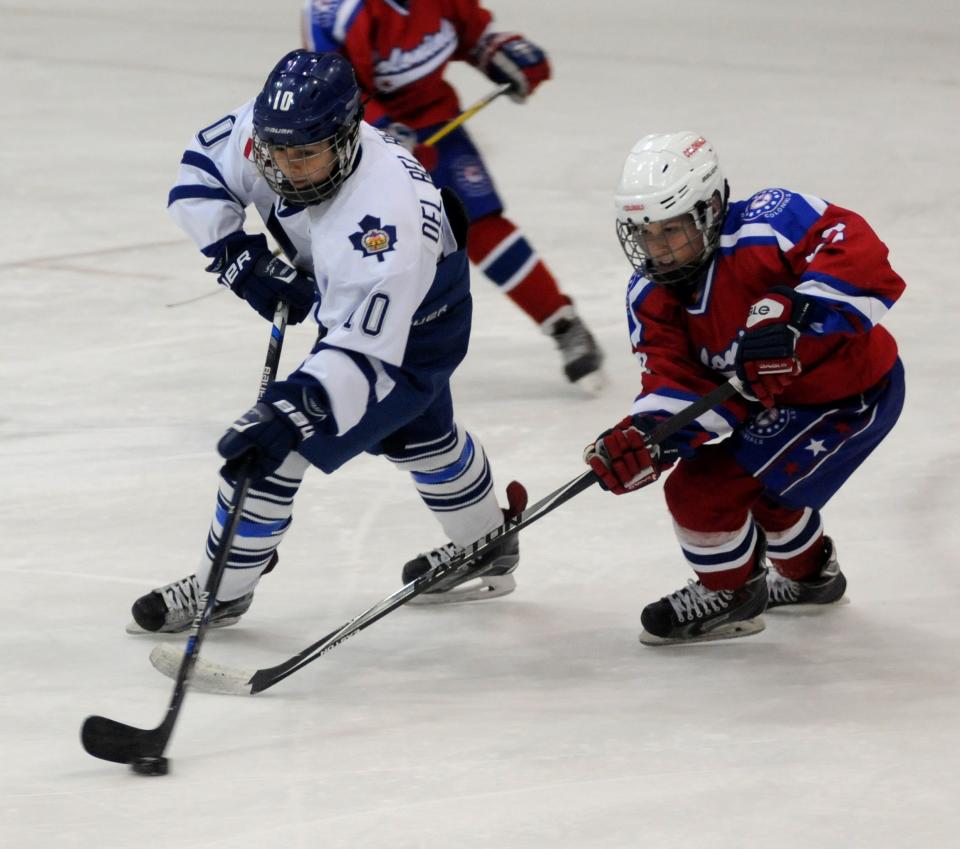 The Blue Jackets drafted Luca Del Bel Belluz, a center from the Ontario Hockey League’s Mississauga Steelheads, with the 12th pick in the second round.