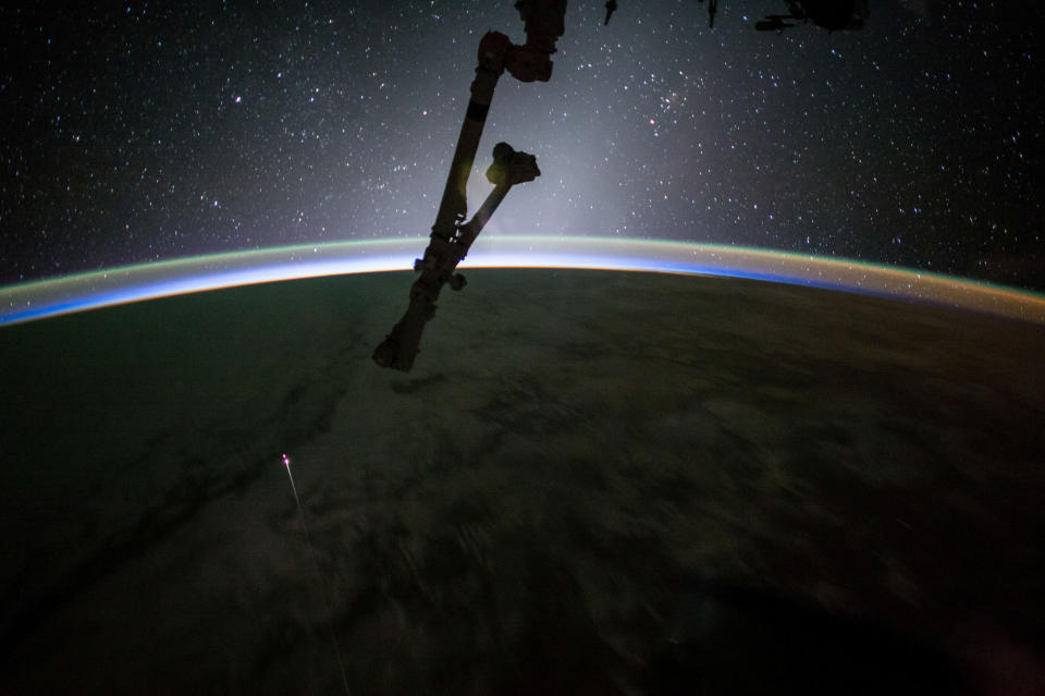 <p>The SpaceX Dragon capsule reentered Earth’s atmosphere before splashing down in the Pacific Ocean west of Baja California on July 3, 2017. (Photo: NASA/Jack Fischer/Handout via Reuters) </p>