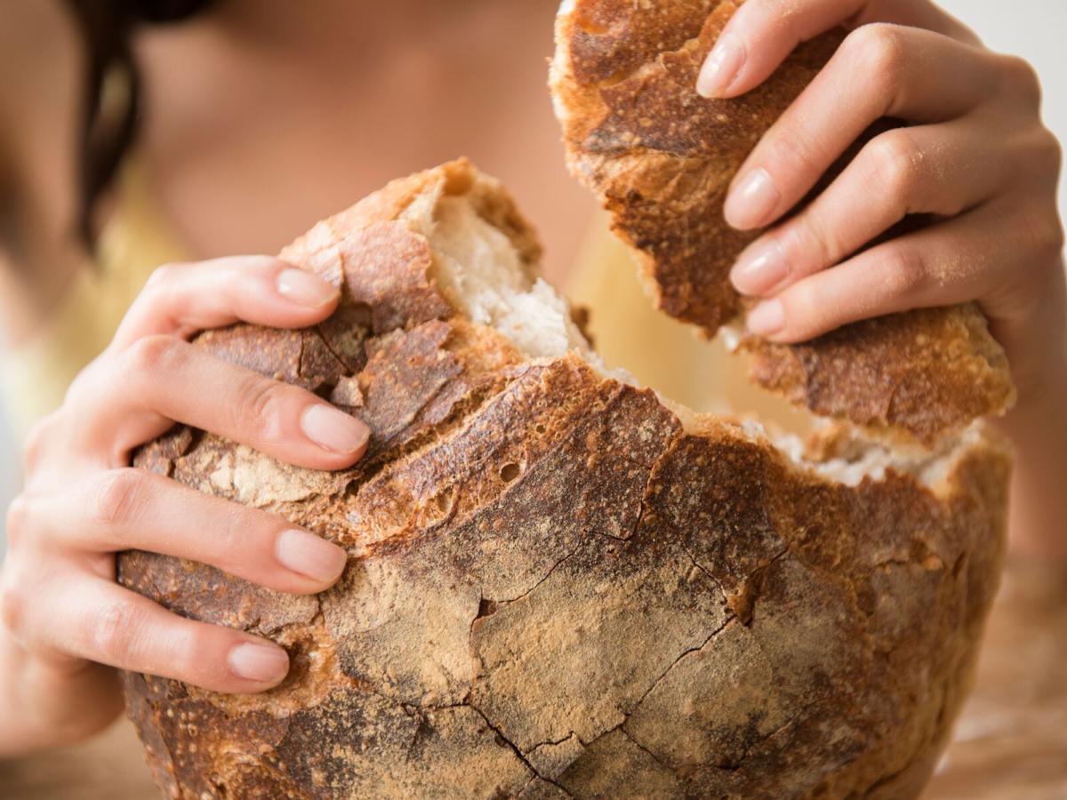 Cloche Bread Baker With Handle