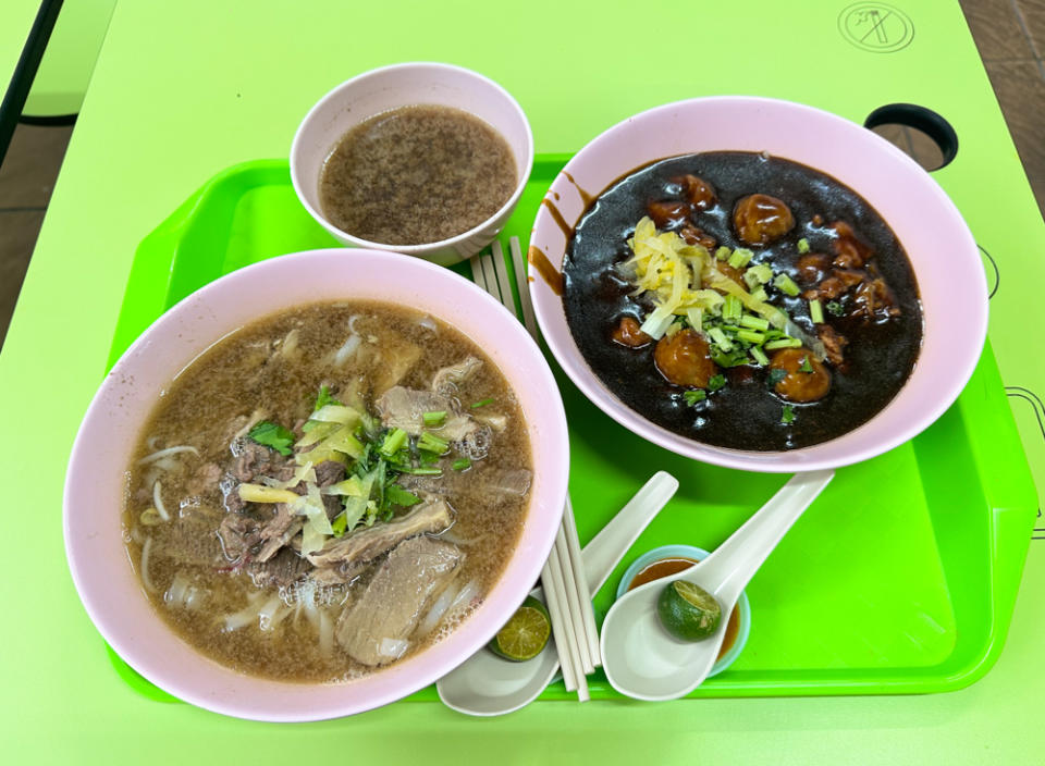 bugis long house lim kee beef noodles - dishes