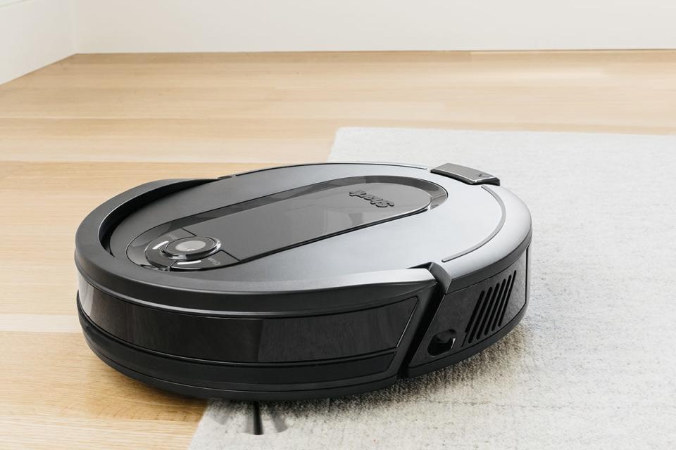 No matter your home size or floor type, the Shark IQ Robot vacuum will be up for the task.