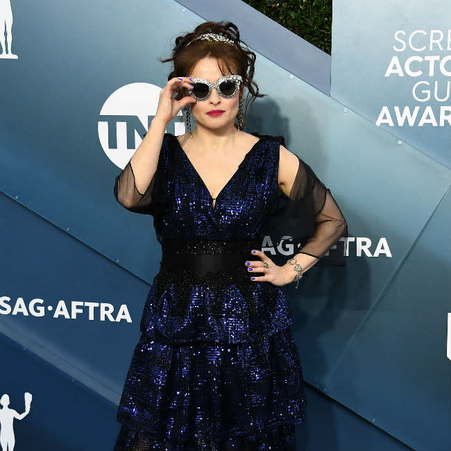 Helena Bonham Carter afirma que Johnny Depp fue reivindicado credit:Bang Showbiz