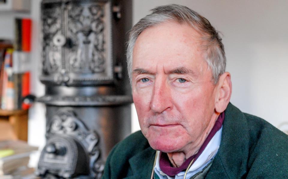 The late Raymond Briggs at home in Sussex - Andrew Hasson/Alamy