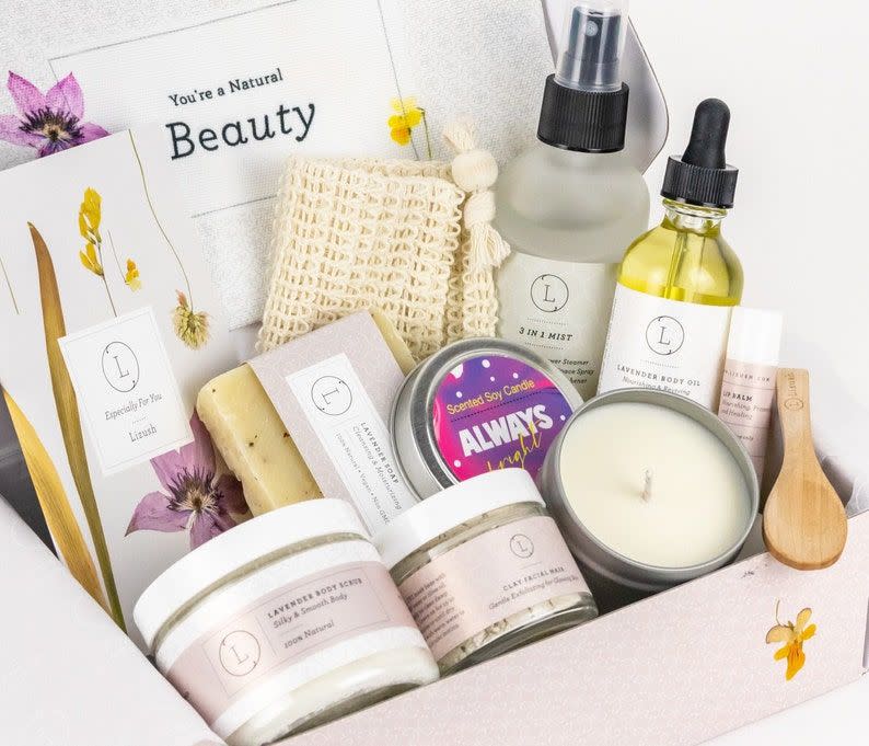 8) Spa Gift Set