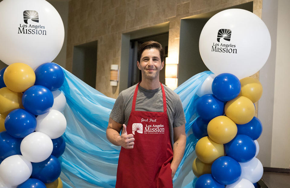 Josh Peck at Los Angeles Mission’s annual feed-the-unhoused Easter event that took place yesterday, Easter Sunday, April 9.