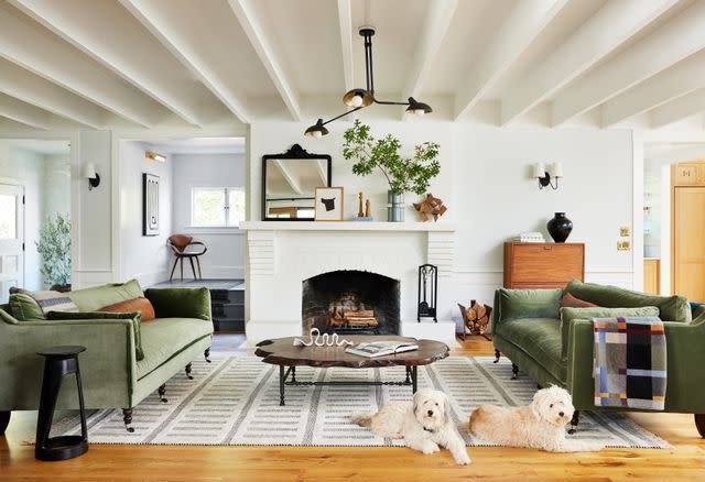 <p>Mark Weinberg for Rugs USA / Design by Emily Henderson, Styled Getty Rene</p>