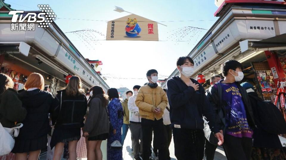 日本疫情趨緩民眾有感。（圖／達志影像美聯社）