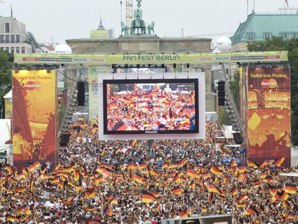 Public Viewing zur WM? In diesen Städten wird daraus nichts. (Bild: imago images/IPON)